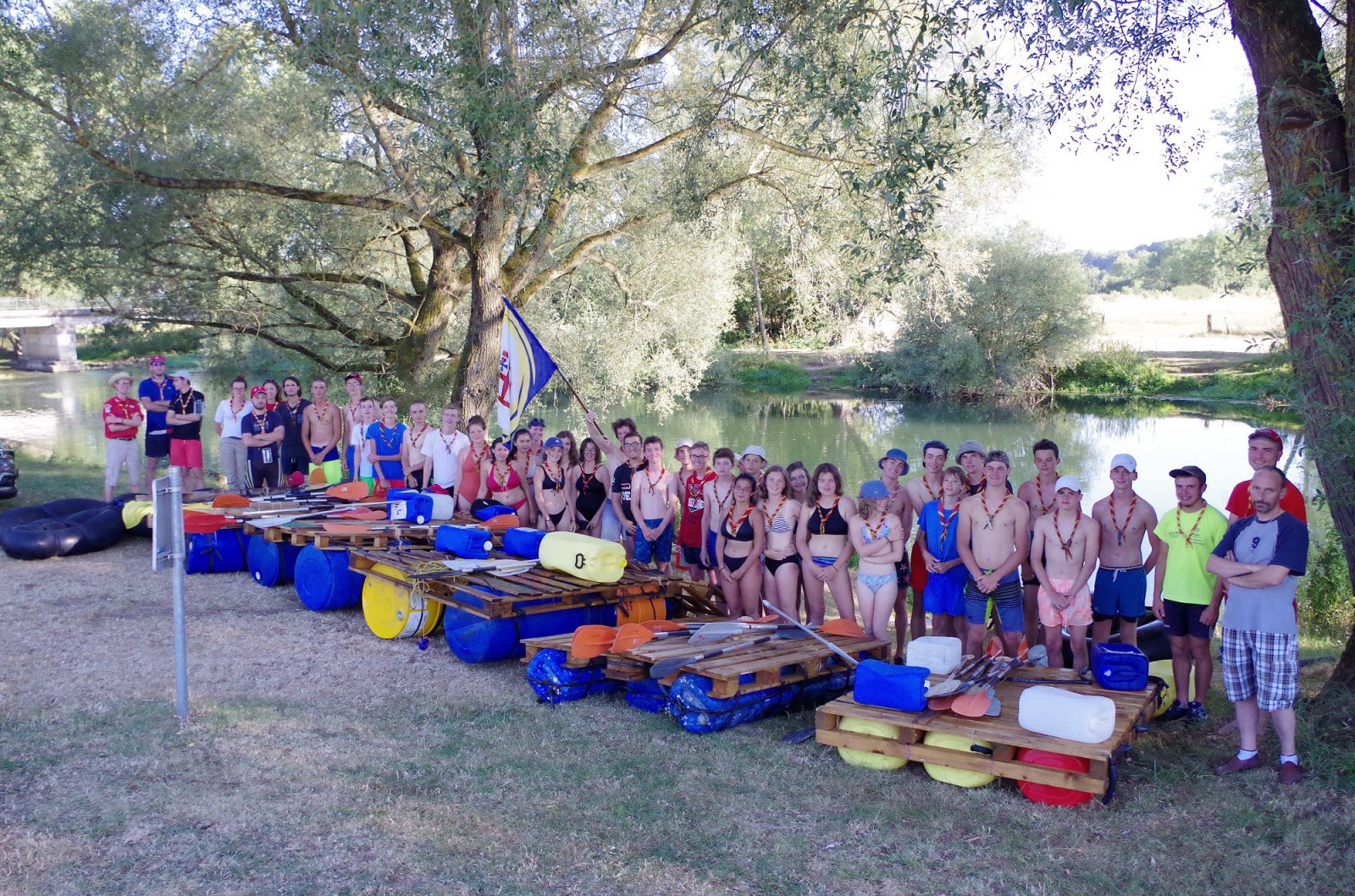 2020-07 - Camp- Pio-Kara - Accueil des Scouts par le Maire de Pont-sur-Meuse